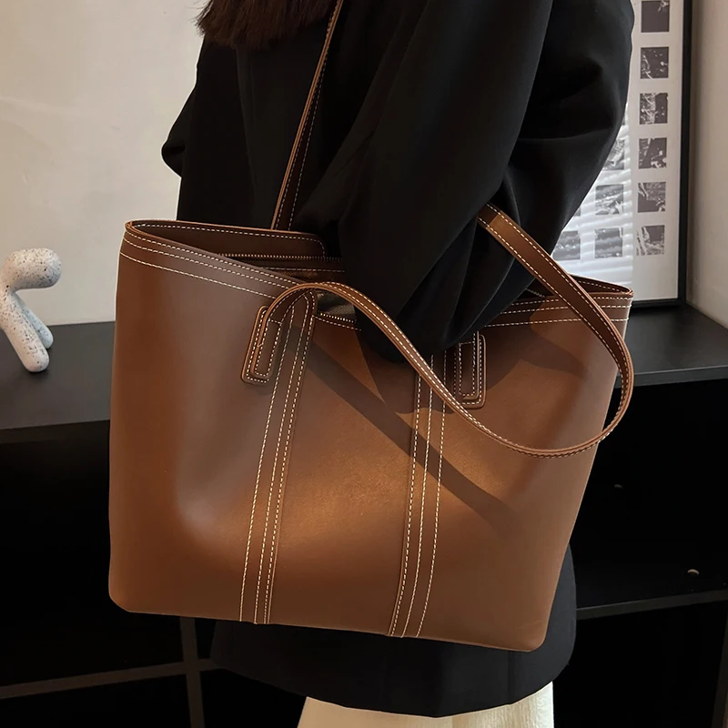 Fashion Women's Tote Bag Autumn Winter Large Capacity All-match Shoulder Bags Elegant Ladies Shopping Handbags New Trend
Fashion Women's Tote Bag Autumn Winter Large Capacity All-match Shoulder Bags Elegant Ladies Shopping Handbags New Trend