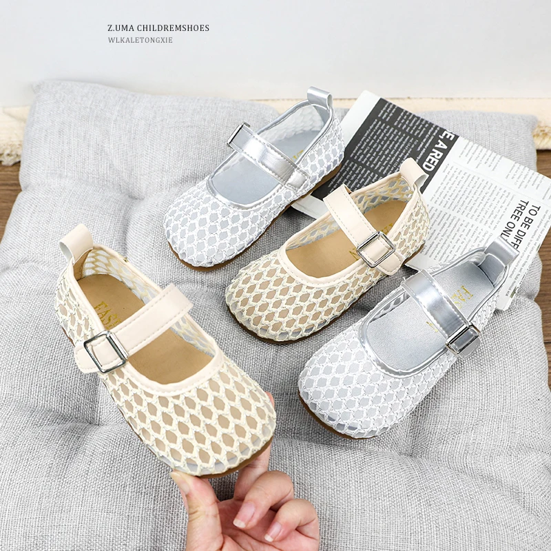 Girl Princess Shoes Summer Breathable Kids Casual Shoes Simple Mesh Versatile Children Fashion Flat Shoes Soft Bottom Versatile
Girl Princess Shoes Summer Breathable Kids Casual Shoes Simple Mesh Versatile Children Fashion Flat Shoes Soft Bottom Versatile