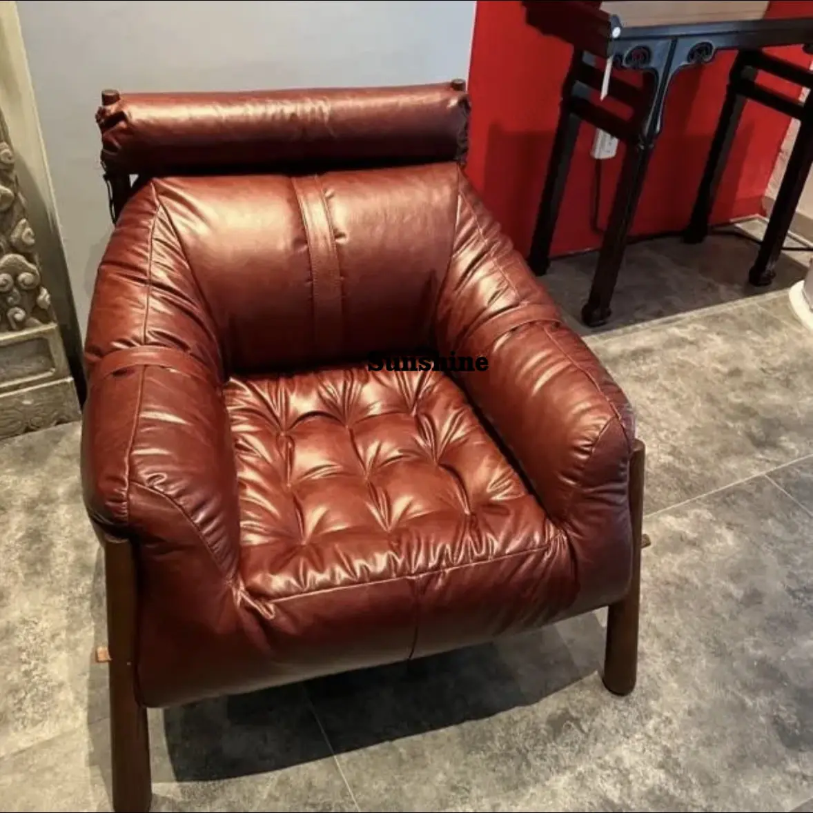 European style second-hand light luxury lounge sofa top layer cowhide wabi-sabi style master chair
European style second-hand light luxury lounge sofa top layer cowhide wabi-sabi style master chair