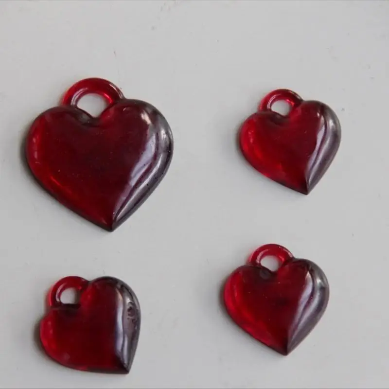 31BB Practical Silicone Mould Perfect for Making 3D Heart Pendants As Romance Gifts
31BB Practical Silicone Mould Perfect for Making 3D Heart Pendants As Romance Gifts