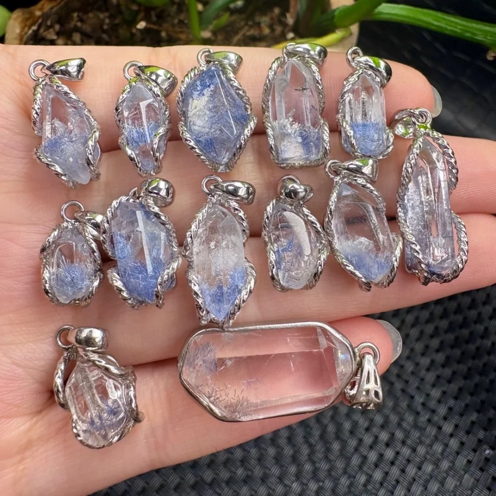 1PCS Natural Stone Quartz Dumortierite Pendant Freeform Polished Crystal Jewelry Reiki Healing Gift Rock Decoration
1PCS Natural Stone Quartz Dumortierite Pendant Freeform Polished Crystal Jewelry Reiki Healing Gift Rock Decoration