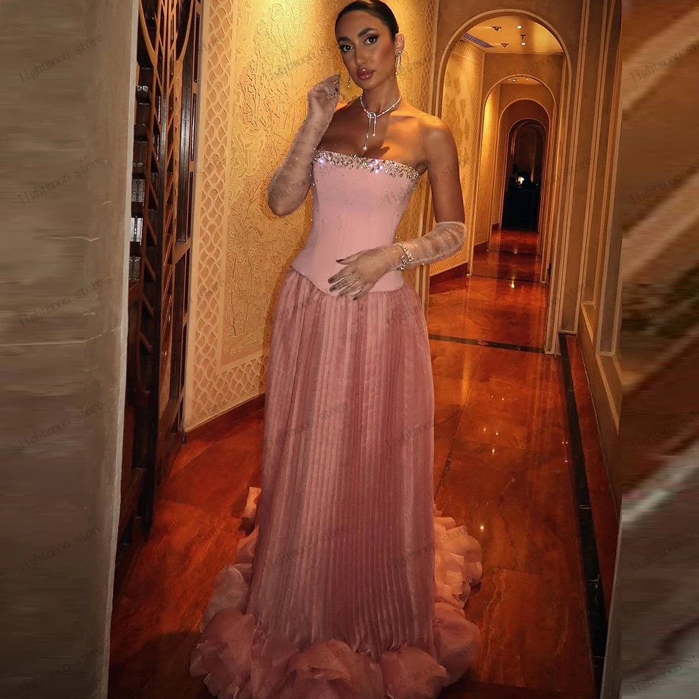 Vintage Prom Dresses Charming Evening Dress Beading Appliques Sexy Strapless Backless Robes Vestidos De Gala Customized 2025
Vintage Prom Dresses Charming Evening Dress Beading Appliques Sexy Strapless Backless Robes Vestidos De Gala Customized 2025