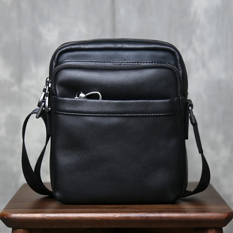 Men's Leather Shoulder Crossbody Bag Imported Top Layer Cowhide Retro Casual Small Backpack Vertical Square Men's Backpack
Men's Leather Shoulder Crossbody Bag Imported Top Layer Cowhide Retro Casual Small Backpack Vertical Square Men's Backpack
