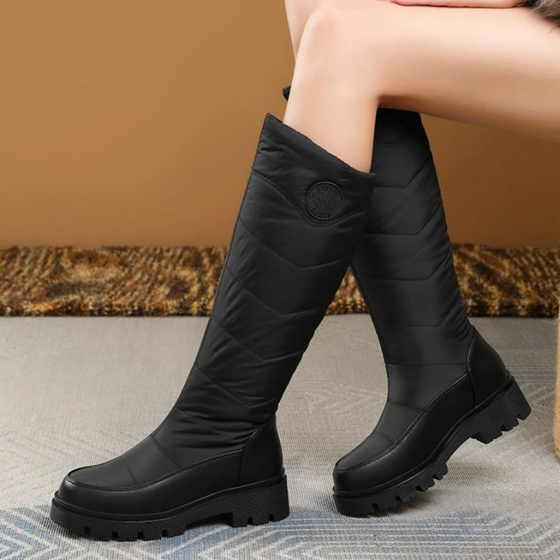 Women Winter Knee High Snow Boots Thick Sole Platform Non-slip Fur Warm Quilted Waterproof Fashion Casual Cold Weather Booties
Women Winter Knee High Snow Boots Thick Sole Platform Non-slip Fur Warm Quilted Waterproof Fashion Casual Cold Weather Booties