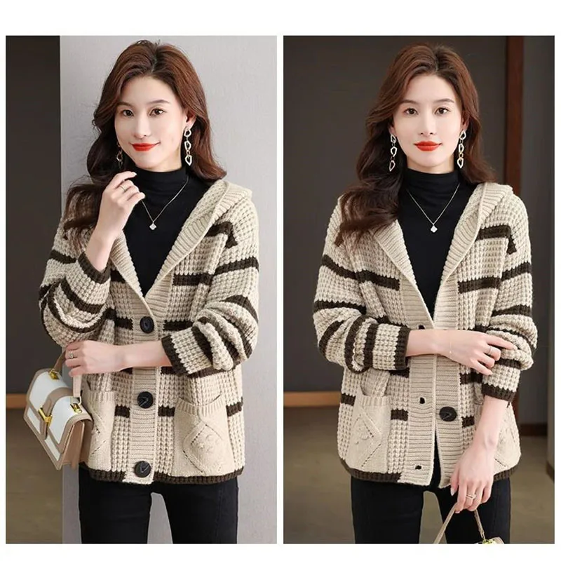 2024 New Knitwear Jacket Striped Hooded Sweater Coat Women's Ladies Spring Autumn Clothes Loose Fashion Cardigan Coat Female Top
2024 New Knitwear Jacket Striped Hooded Sweater Coat Women's Ladies Spring Autumn Clothes Loose Fashion Cardigan Coat Female Top