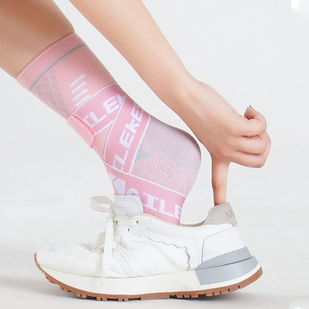 Регулируемый рукав для поддержки лодыжки, ремешок для ног, нейлоновая спортивная защита лодыжки, эластичный пояс, удобные компрессионные носки для лодыжки, фитнес
Регулируемый рукав для поддержки лодыжки, ремешок для ног, нейлоновая спортивная защита лодыжки, эластичный пояс, удобные компрессионные носки для лодыжки, фитнес