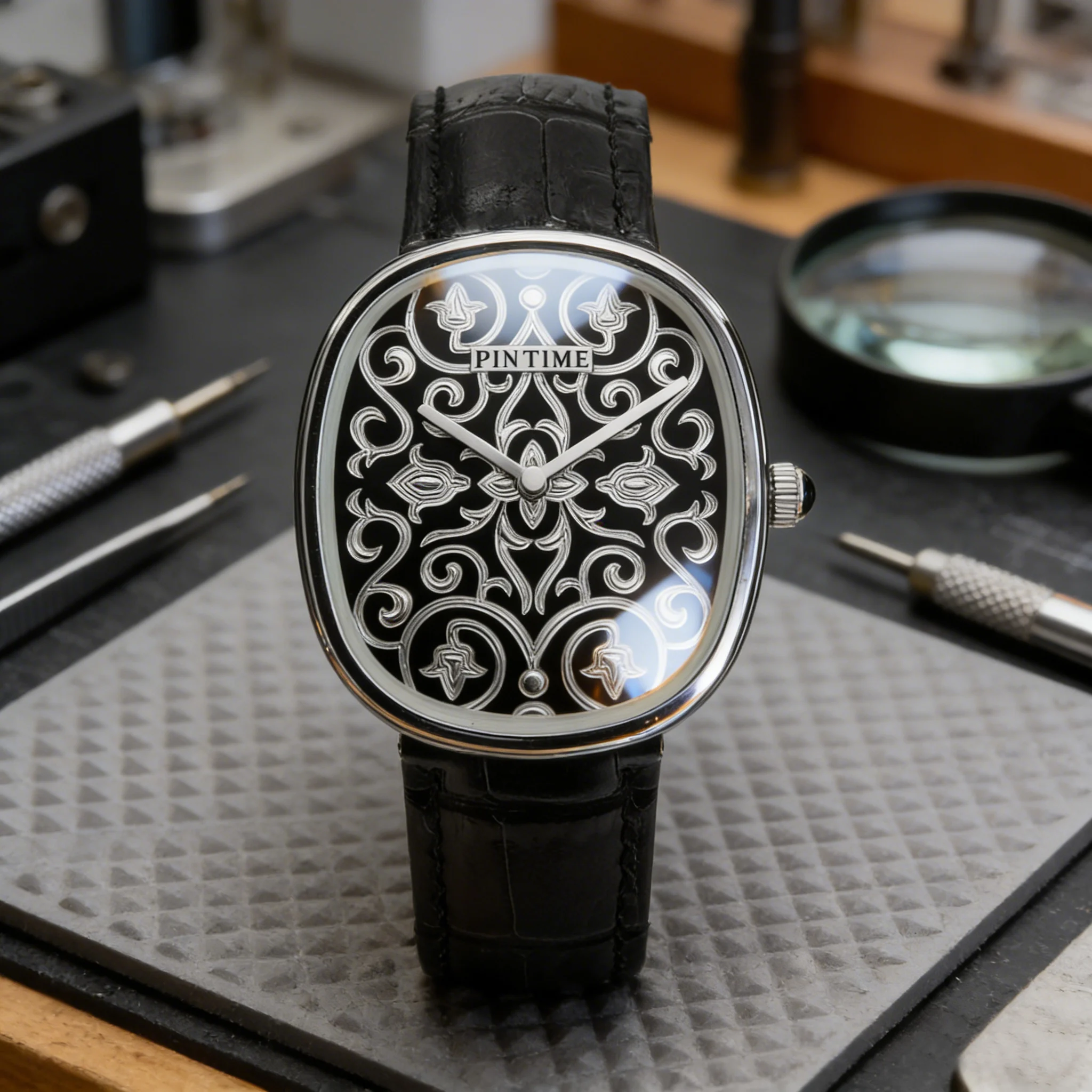 Men Watches Hand Accessories Black Watch with Arabic Pattern Engraving Craftsmanship Luxurious and Elegant Men Quartz Wristwatch
Men Watches Hand Accessories Black Watch with Arabic Pattern Engraving Craftsmanship Luxurious and Elegant Men Quartz Wristwatch
