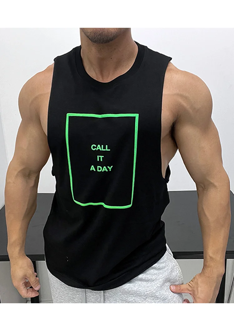 Мужской модный облегающий спортивный жилет из чистого хлопка без рукавов с глубоким вырезом и геометрическим узором, без эффекта потливости
Мужской модный облегающий спортивный жилет из чистого хлопка без рукавов с глубоким вырезом и геометрическим узором, без эффекта потливости