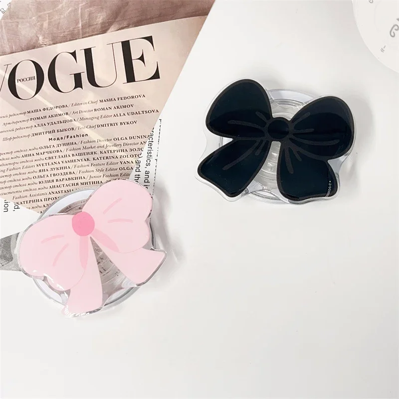 Корейский симпатичный мультяшный черный магнитный держатель с бантом, держатель-подставка для телефона для IPhone 15 для Pad Magsafe Smart Tok
Корейский симпатичный мультяшный черный магнитный держатель с бантом, держатель-подставка для телефона для IPhone 15 для Pad Magsafe Smart Tok