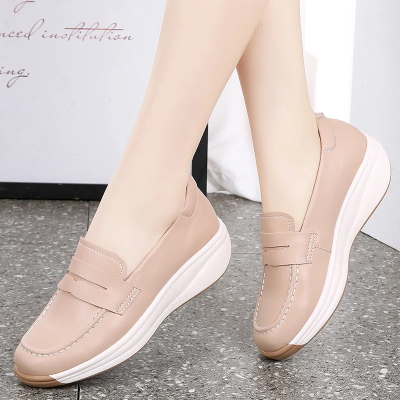 Women's Perforated Platform Casual Sneakers, Breathable Lace-Up Walking Shoes
Women's Perforated Platform Casual Sneakers, Breathable Lace-Up Walking Shoes