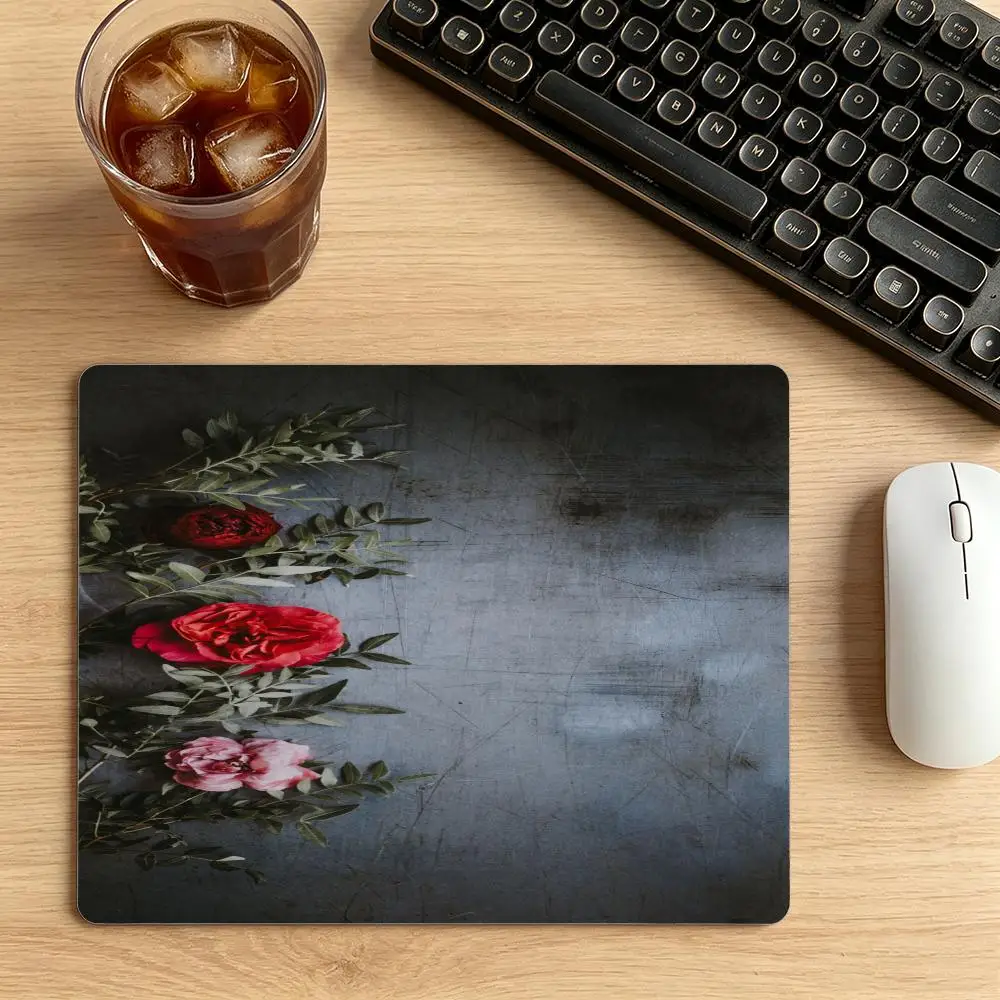 Pastel Purple-Pink Floral Cluster Large Mousepad, Durable Hemmed Edge Anti‑Slip Keyboard Pad
Pastel Purple-Pink Floral Cluster Large Mousepad, Durable Hemmed Edge Anti‑Slip Keyboard Pad
