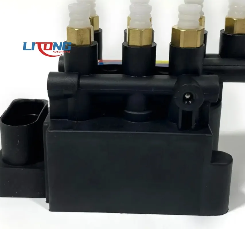 A 2113200258 СОВЕРШЕННО НОВЫЙ блок воздушного клапана компрессора пневматической подвески 
A 2113200258 СОВЕРШЕННО НОВЫЙ блок воздушного клапана компрессора пневматической подвески