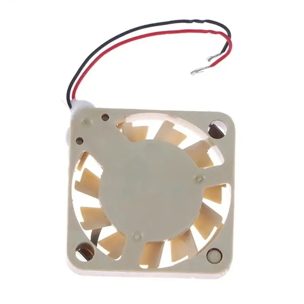 Компактный охлаждающий вентилятор 5 В 3,3 В Охлаждающий вентилятор Рассеивание воздуха Долговечная конструкция Компактный охлаждающий вентилятор для дронов
Компактный охлаждающий вентилятор 5 В 3,3 В Охлаждающий вентилятор Рассеивание воздуха Долговечная конструкция Компактный охлаждающий вентилятор для дронов