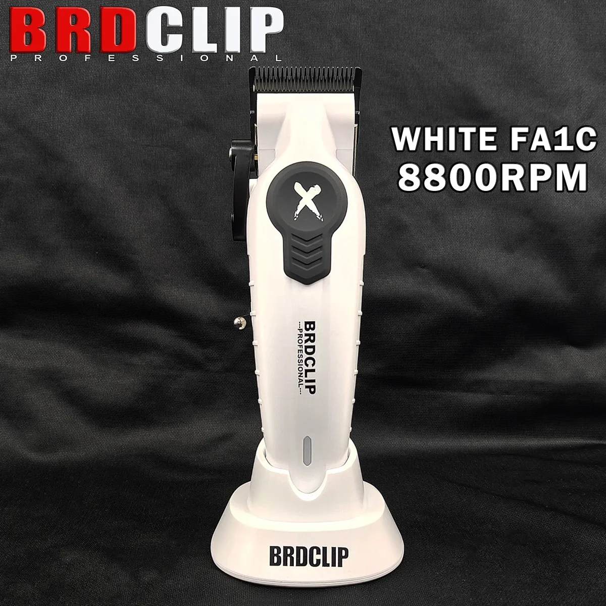 BRDCLIP FA1C Белый Новое обновление 8800 об/мин DLC FADE Blade Профессиональная парикмахерская машинка для стрижки волос Высокоскоростной электрический триммер с основанием
BRDCLIP FA1C Белый Новое обновление 8800 об/мин DLC FADE Blade Профессиональная парикмахерская машинка для стрижки волос Высокоскоростной электрический триммер с основанием