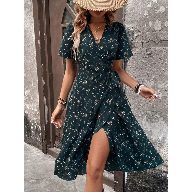 Women Ditsy Floral V Neck Wrap Tie Waist Short Sleeve Casual Midi Dress
Women Ditsy Floral V Neck Wrap Tie Waist Short Sleeve Casual Midi Dress