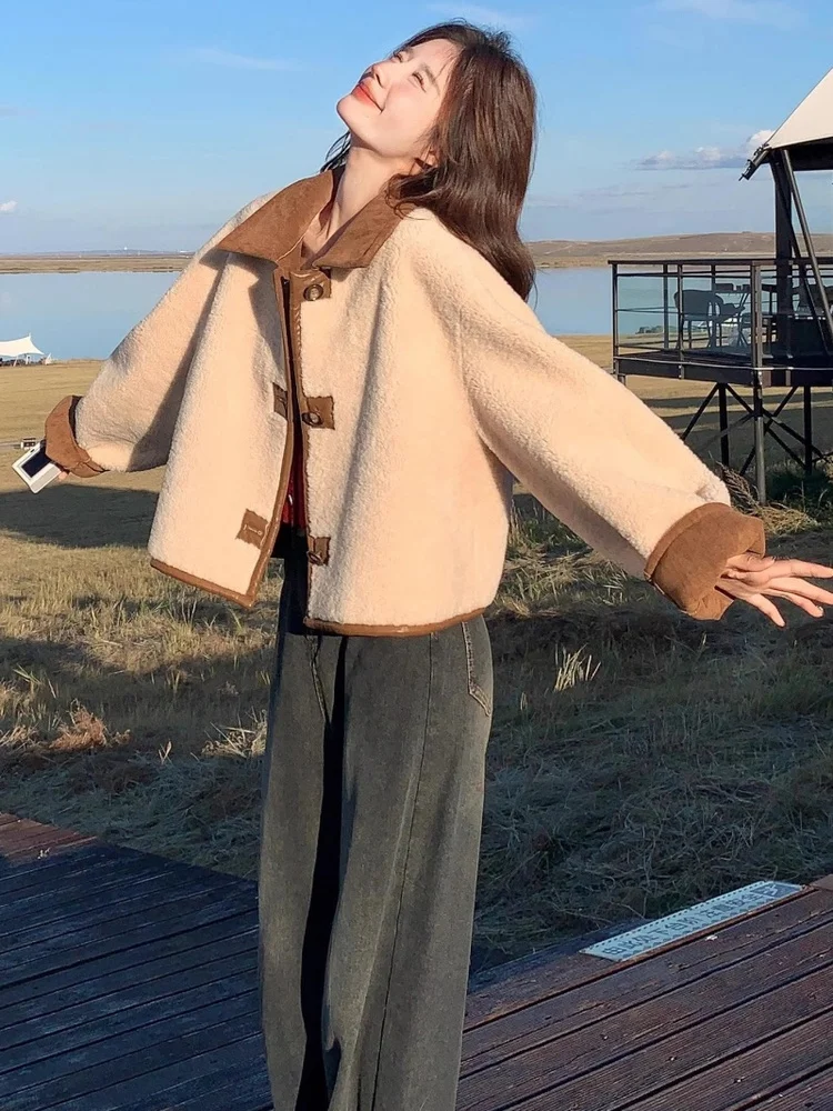 Double-Sided Wearable Suede Lamb Fur Jaet Women's Spring 2026 Faion Small Size Versatile Commute Sle Loose Fit ort Coat
Double-Sided Wearable Suede Lamb Fur Jaet Women's Spring 2026 Faion Small Size Versatile Commute Sle Loose Fit ort Coat