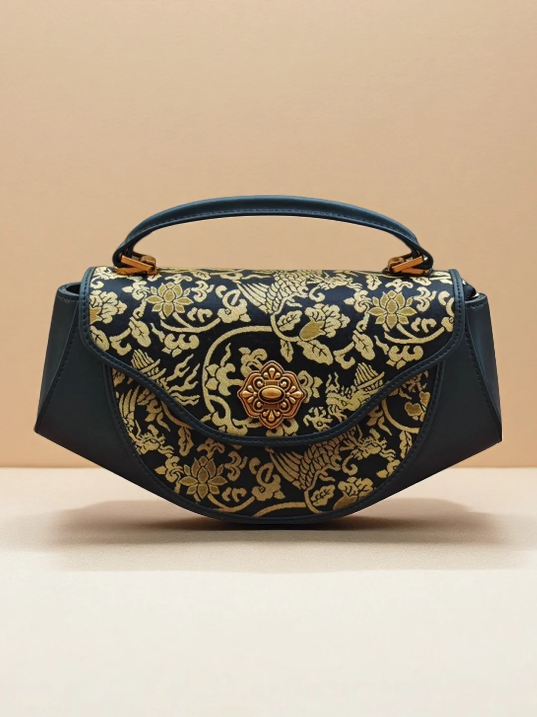 Новая китайская красная женская сумка Sle Song Jin Ma на одно плечо, наклонная сумка для переноски, изысканная маленькая сумка, высококачественная сенсация
Новая китайская красная женская сумка Sle Song Jin Ma на одно плечо, наклонная сумка для переноски, изысканная маленькая сумка, высококачественная сенсация