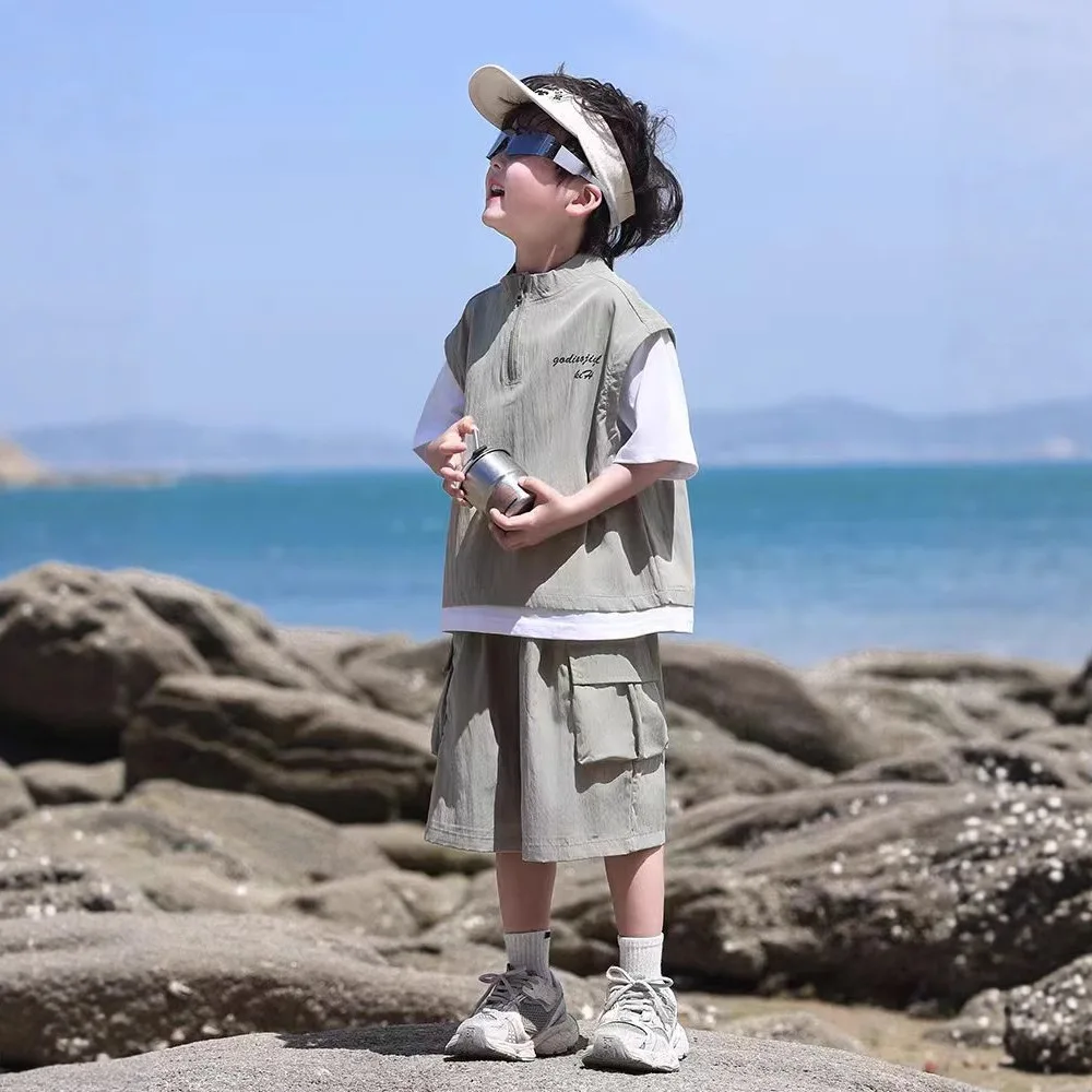 2026 Summer Boys Clothing Sets Korean Style Handsome Fashion Kids Short Sleeve Cargo Outfits Thin Breathable Two Piece Suits
2026 Summer Boys Clothing Sets Korean Style Handsome Fashion Kids Short Sleeve Cargo Outfits Thin Breathable Two Piece Suits