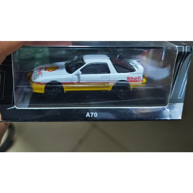 SHADOW 1:64 Yellow Coating Speed Ba A70 Die Casting Alloy Car Model Male Gift Desktop Ornament Collection Souvenir.
SHADOW 1:64 Yellow Coating Speed Ba A70 Die Casting Alloy Car Model Male Gift Desktop Ornament Collection Souvenir.