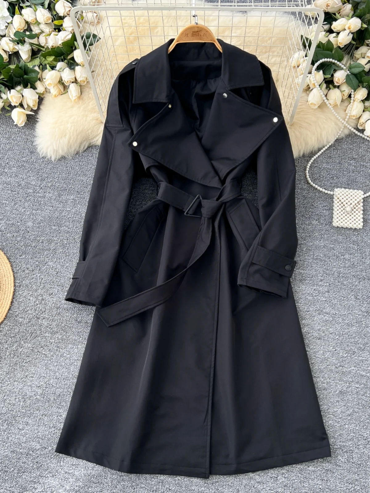 Briti Sle Belted Waist Midi Length over Knee Coat Casual Sle Turn-down Collar Knee-length Windbreaker Outerwear
Briti Sle Belted Waist Midi Length over Knee Coat Casual Sle Turn-down Collar Knee-length Windbreaker Outerwear