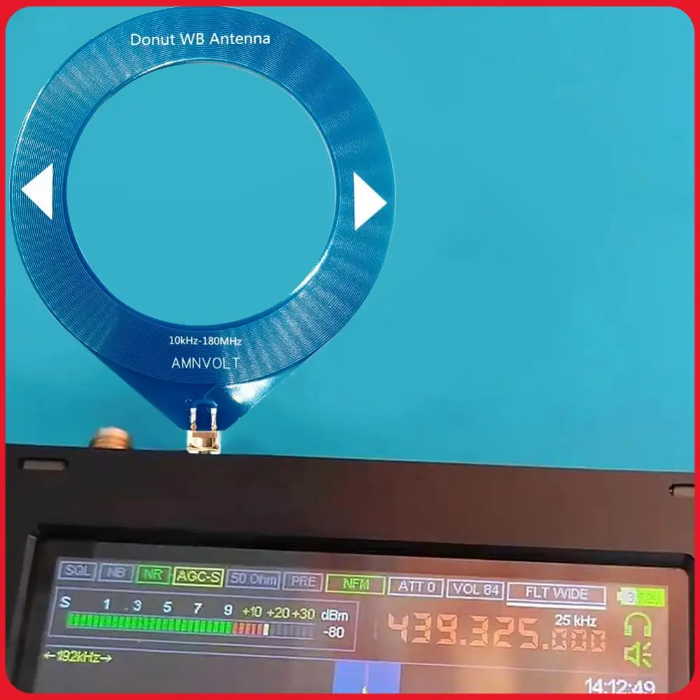 Donut MW/SW Antenna 10khz-180mhz SMA Interface Mini Loop Antenna Radio Antenna for Malachite SDR Receiver TEF6686 Receiver
Donut MW/SW Antenna 10khz-180mhz SMA Interface Mini Loop Antenna Radio Antenna for Malachite SDR Receiver TEF6686 Receiver
