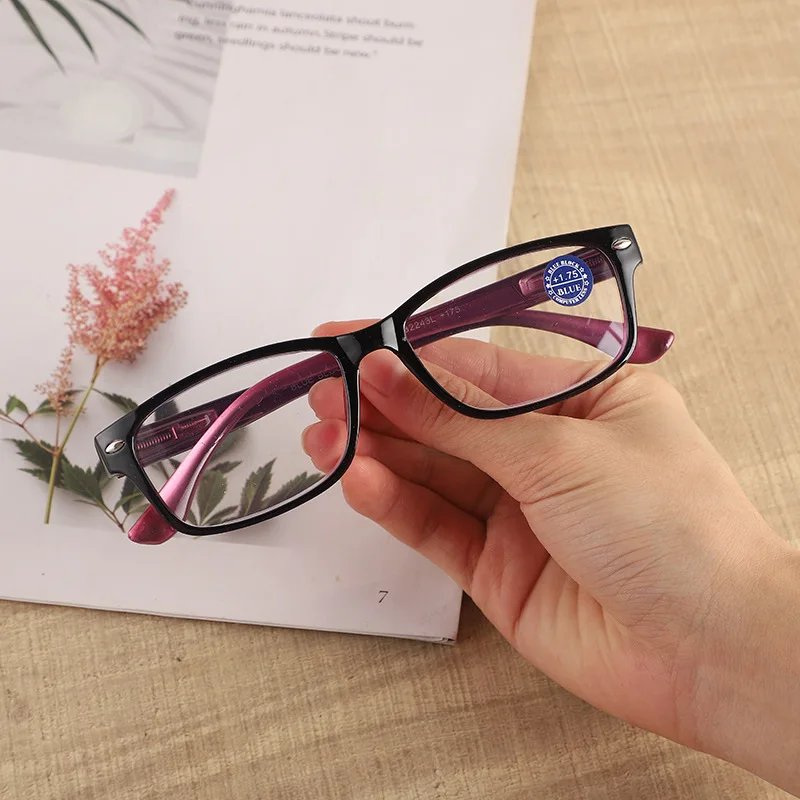 Men Reading Glasses Women Two Color Square Frame Hyperopia Eyeglasses Male Business Anti Fatigue Farsighted Eyewear +1.0 ~ +4.0
Men Reading Glasses Women Two Color Square Frame Hyperopia Eyeglasses Male Business Anti Fatigue Farsighted Eyewear +1.0 ~ +4.0
