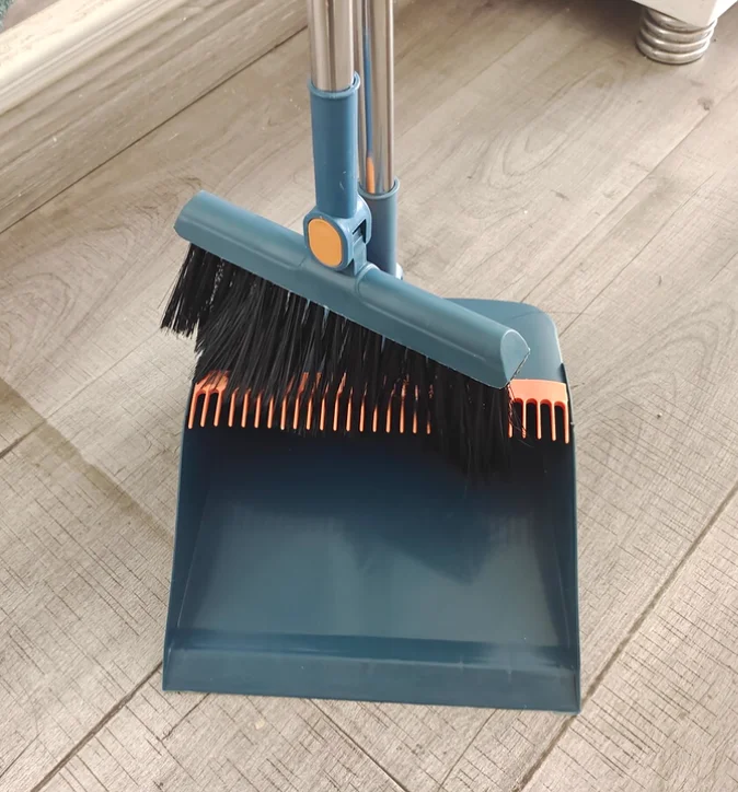 Hanging Broom And Dustpan Set, Long-handle Soft Bristle Cleaning Tools, Household Indoor Sweeping And Storage Cleaning Combo
Hanging Broom And Dustpan Set, Long-handle Soft Bristle Cleaning Tools, Household Indoor Sweeping And Storage Cleaning Combo