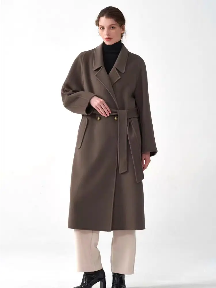 2024 autumn and winter high-end double-sided cashmere overcoat for women, medium and long length, with a suit collar, a nipped-i
2024 autumn and winter high-end double-sided cashmere overcoat for women, medium and long length, with a suit collar, a nipped-i