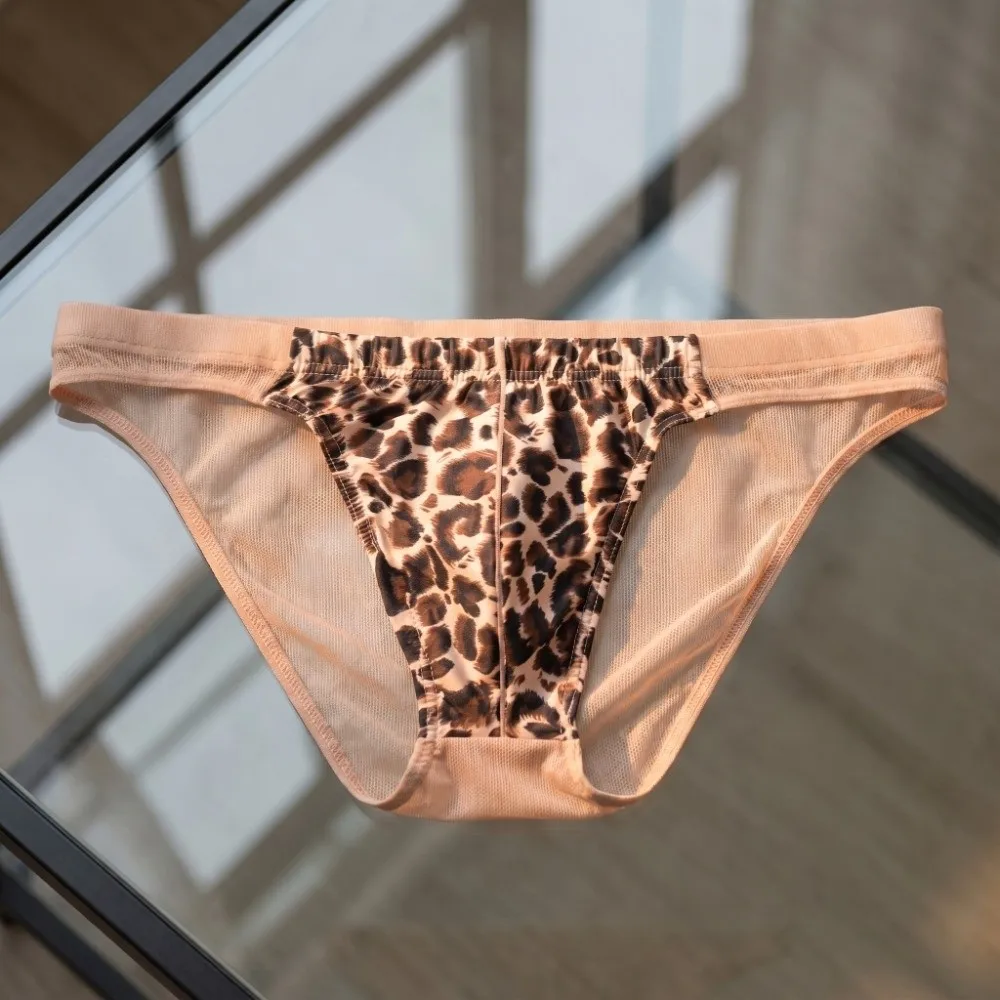 Underpants Lingerie Leopard Triangle Panties Breathable Mesh Men Thin Briefs Transparent Low Waist Underwear for Men Male
Underpants Lingerie Leopard Triangle Panties Breathable Mesh Men Thin Briefs Transparent Low Waist Underwear for Men Male