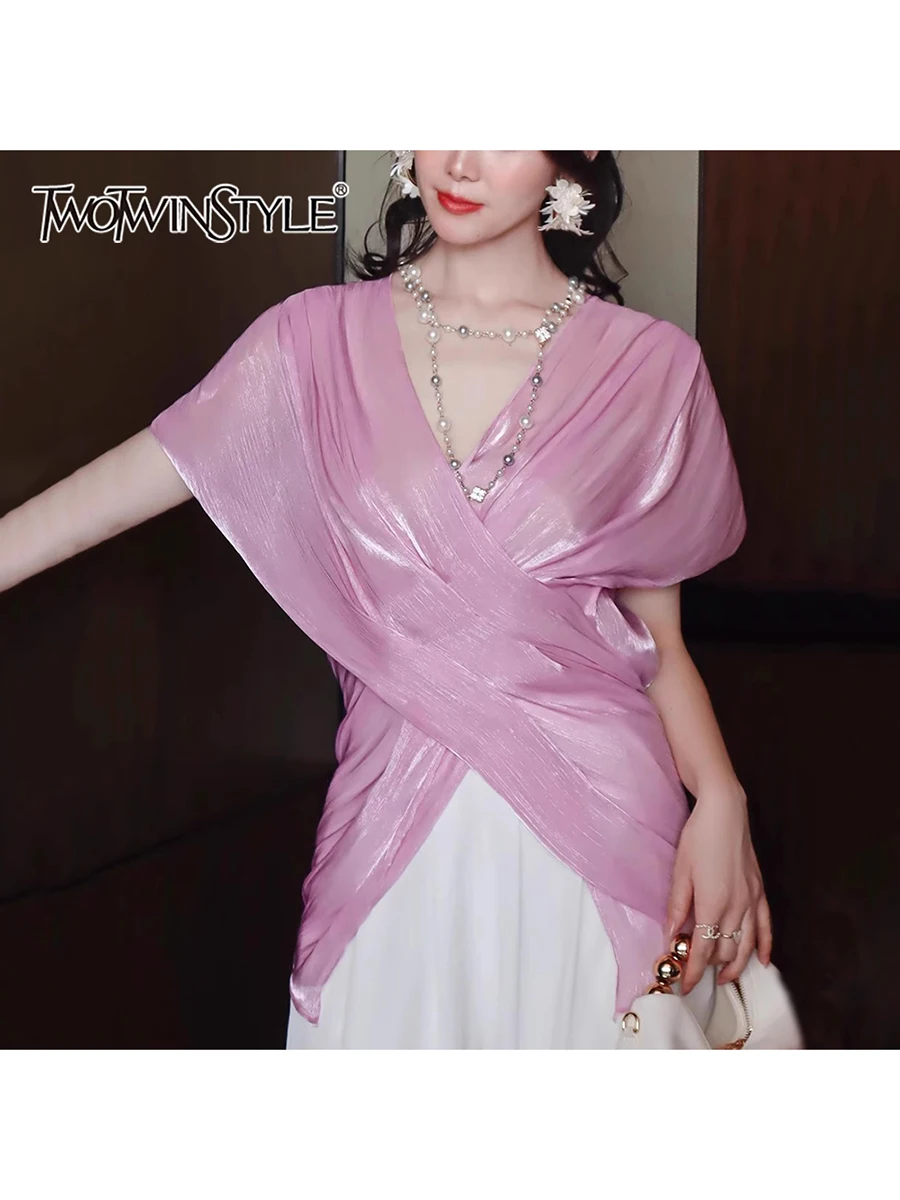 TWOTWINSTYLE элегантные блузки для похудения с прозрачными складками и v-образным вырезом, туника без рукавов, модная блузка, женская одежда, новинка
TWOTWINSTYLE элегантные блузки для похудения с прозрачными складками и v-образным вырезом, туника без рукавов, модная блузка, женская одежда, новинка
