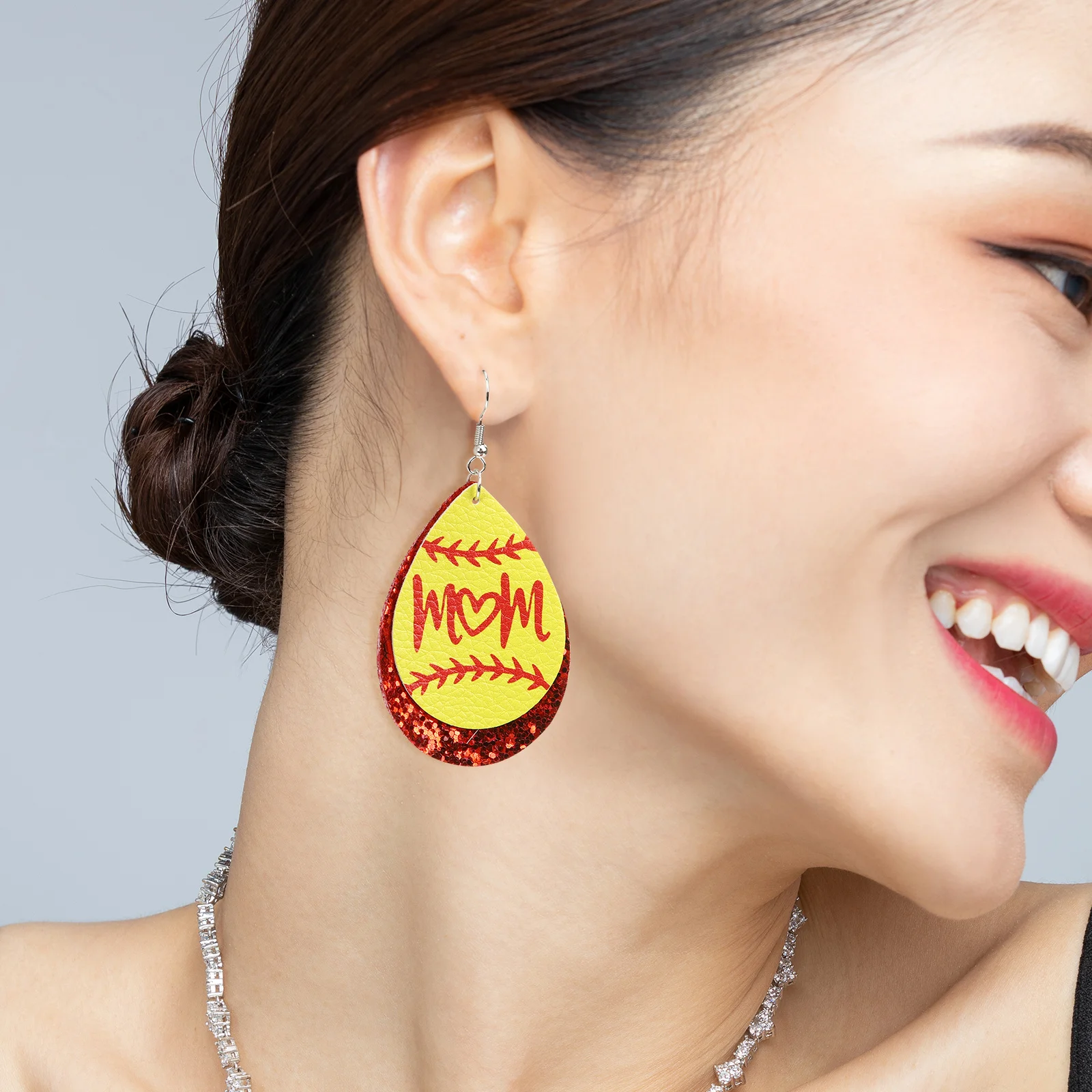 Sports Style Earrings For Women Drop Dangle Baseball Basketball Game Jewelry Gift Fashion Ear Accessories
Sports Style Earrings For Women Drop Dangle Baseball Basketball Game Jewelry Gift Fashion Ear Accessories