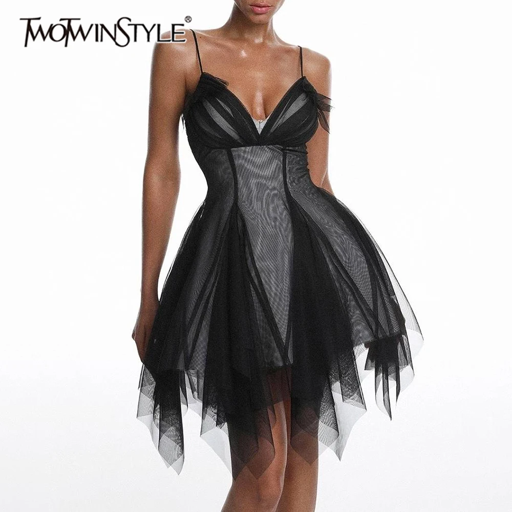 TWOTWINSTYLE Romantic Dates Black Sheer Mesh Mini Dress for Women Corset Style Sleeveless Asymmetrical Skirt for Evening Parties
TWOTWINSTYLE Romantic Dates Black Sheer Mesh Mini Dress for Women Corset Style Sleeveless Asymmetrical Skirt for Evening Parties