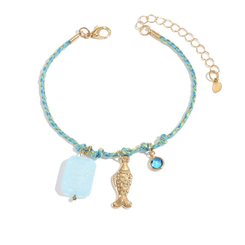 Hand woven bracelet with a light luxury and high-end feel, featuring a bohemian style of small fish for women
Hand woven bracelet with a light luxury and high-end feel, featuring a bohemian style of small fish for women