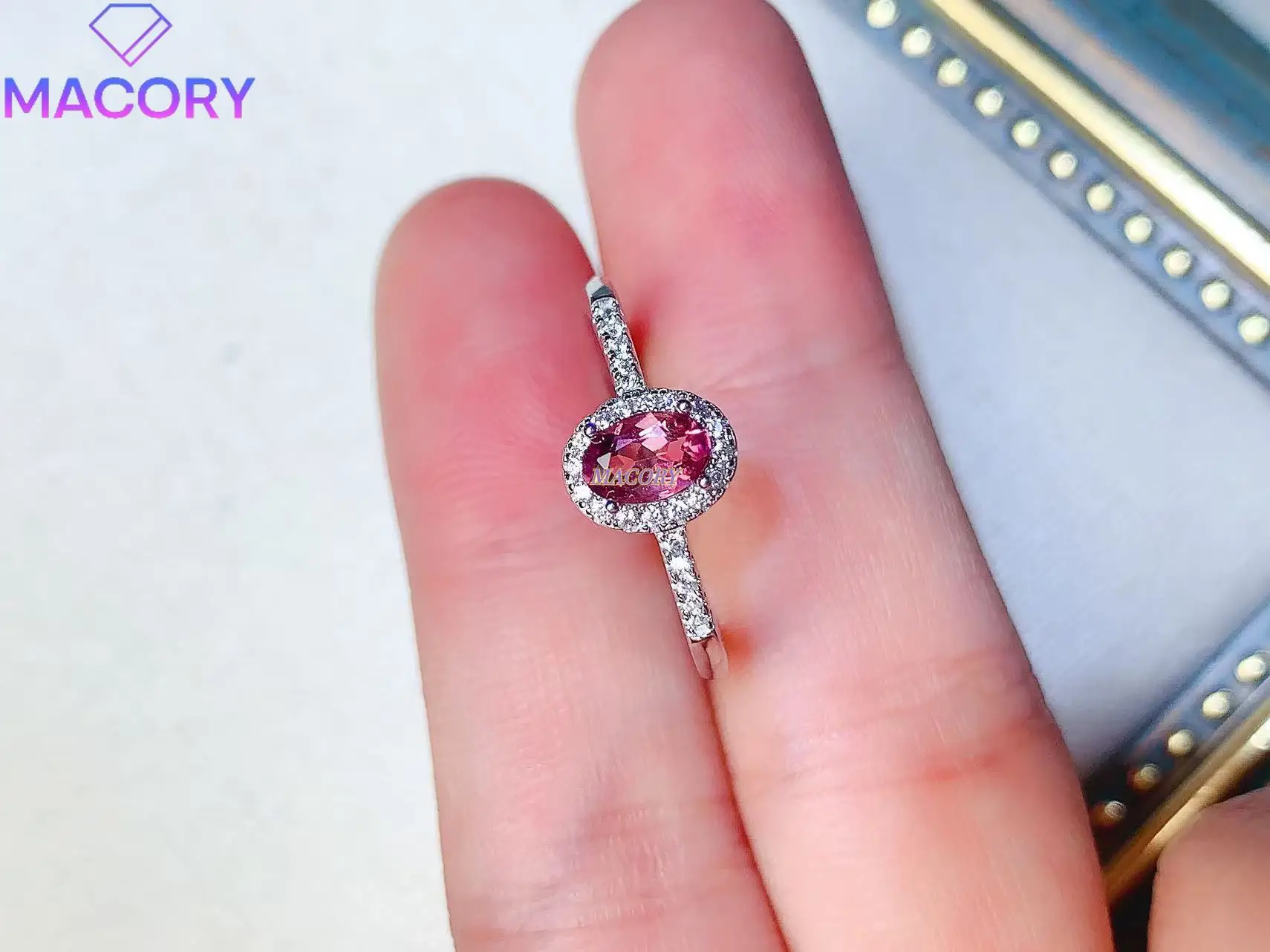 New sterling silver 925 natural tourmaline ring color beautiful classic generous lady ring with certificate
New sterling silver 925 natural tourmaline ring color beautiful classic generous lady ring with certificate