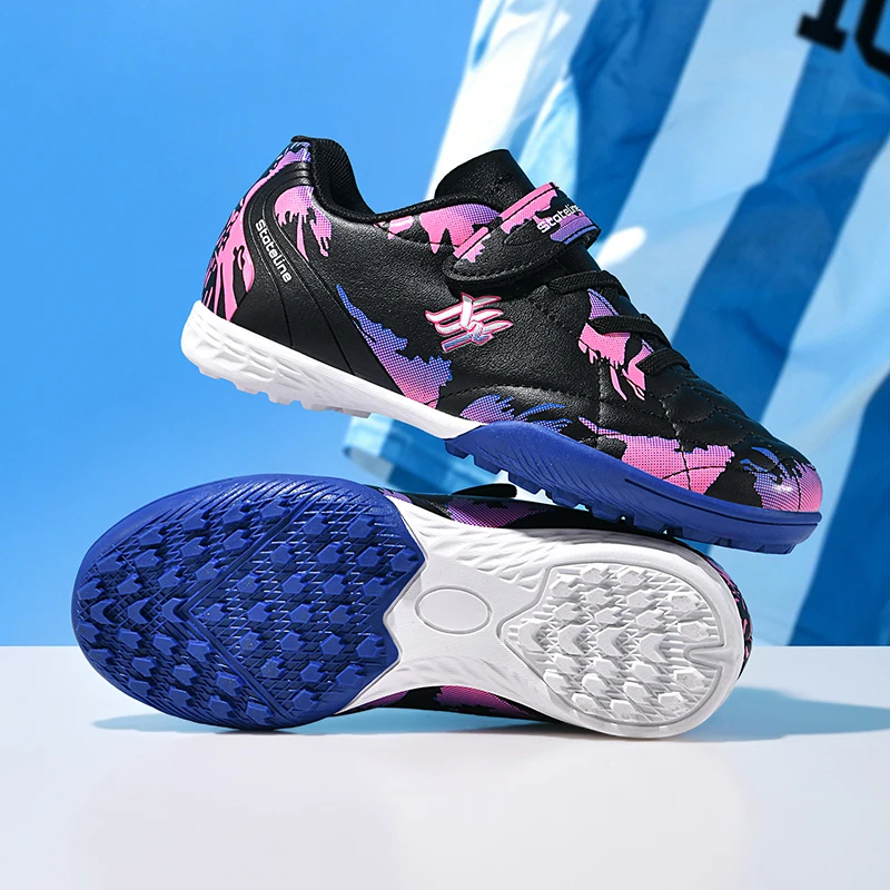 New Kid Match Boys Football Boots Match Sports Shoes Soccer Shoes Non-Slip Sneakers Outdoor Professional Comfortable Unisex
New Kid Match Boys Football Boots Match Sports Shoes Soccer Shoes Non-Slip Sneakers Outdoor Professional Comfortable Unisex