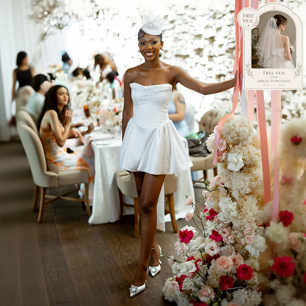 Strapless Satin Wedding Dress Sweetheart A-Line Mini Bridal Gown With Bow Civil Elopement Bridal Shower Reception
Strapless Satin Wedding Dress Sweetheart A-Line Mini Bridal Gown With Bow Civil Elopement Bridal Shower Reception
