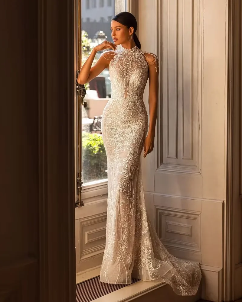Beaded Sequins Appliques Beach Sweetheart Bridal Gowns High Neck Wedding Dress Ruched Tulle Backless Customized
Beaded Sequins Appliques Beach Sweetheart Bridal Gowns High Neck Wedding Dress Ruched Tulle Backless Customized