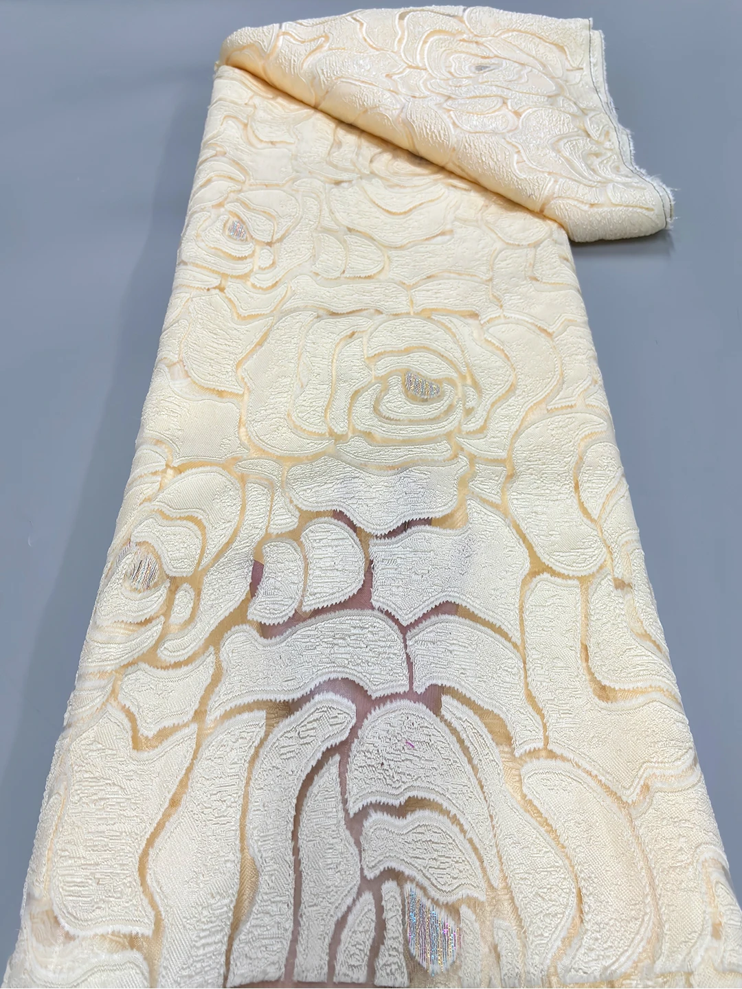 French Luxury Jacquard Organza Lace Fabric 2024 High Quality African Brocade Fabric Nigerian For Women Wedding Dresses Material
French Luxury Jacquard Organza Lace Fabric 2024 High Quality African Brocade Fabric Nigerian For Women Wedding Dresses Material