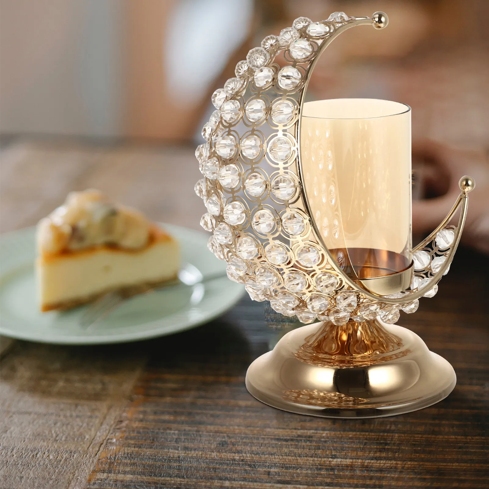 1Pcs Ramadan Festival Holder Moon Shape Gold Plated Desktop Candlestick Home Party Decoration Eid Candlestick
1Pcs Ramadan Festival Holder Moon Shape Gold Plated Desktop Candlestick Home Party Decoration Eid Candlestick