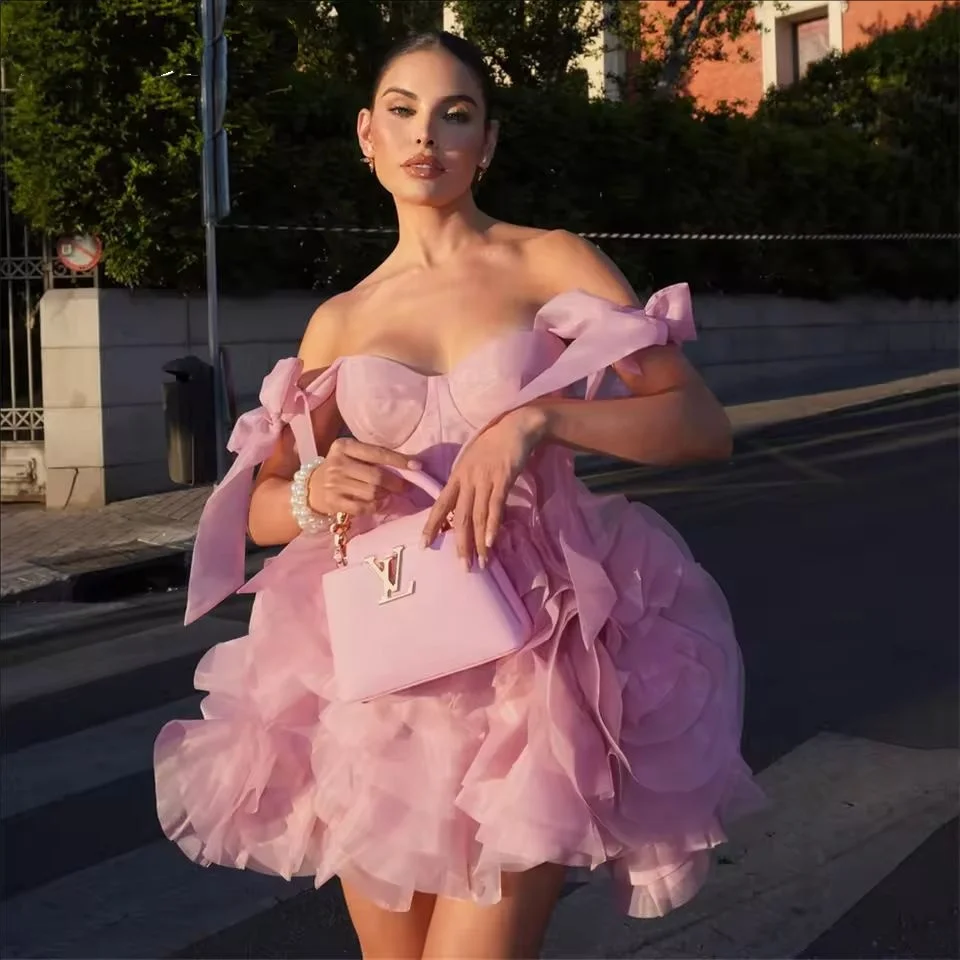 Spaghetti Strap Evening Dresses Bella Tulle Ball Gown Multilayer robes de soirée Thigh-Length Cocktail Party Wedding Dress
Spaghetti Strap Evening Dresses Bella Tulle Ball Gown Multilayer robes de soirée Thigh-Length Cocktail Party Wedding Dress