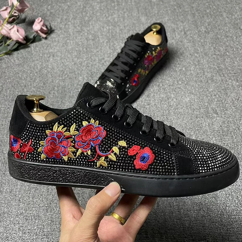 British style men's casual cow suede leather shoes lace-up rhinestone shoe flats platform sneakers party nightclub footwear male
British style men's casual cow suede leather shoes lace-up rhinestone shoe flats platform sneakers party nightclub footwear male