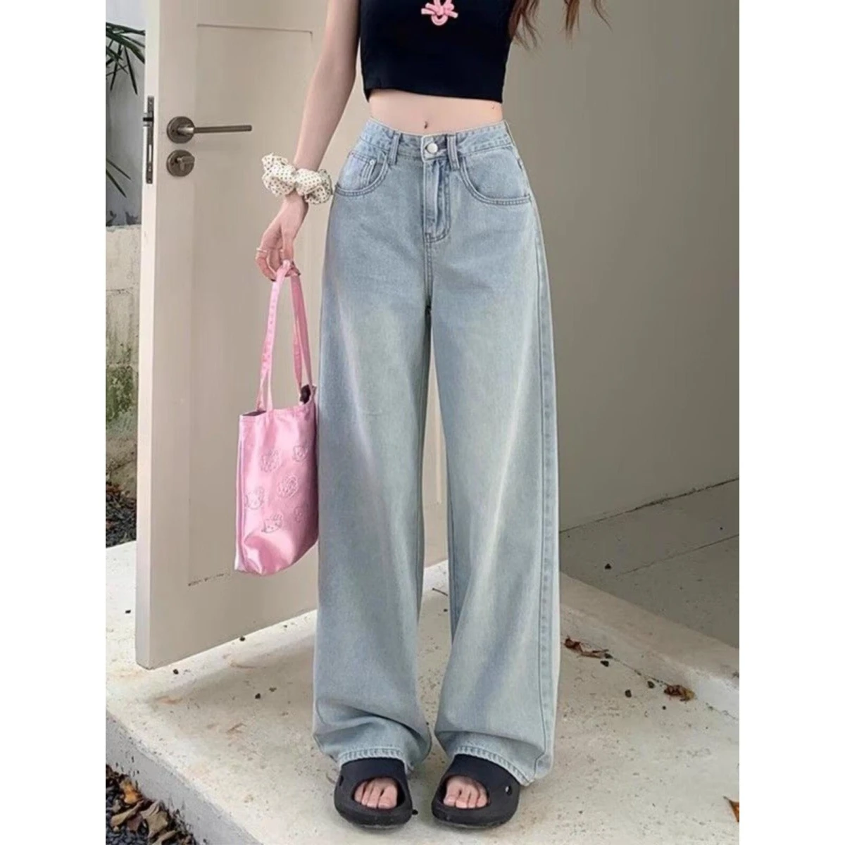 Американские джинсы с высокой талией и широкими штанинами для женщин, маленький размер, осень-зима, новые свободные прямые брюки в пол
Американские джинсы с высокой талией и широкими штанинами для женщин, маленький размер, осень-зима, новые свободные прямые брюки в пол