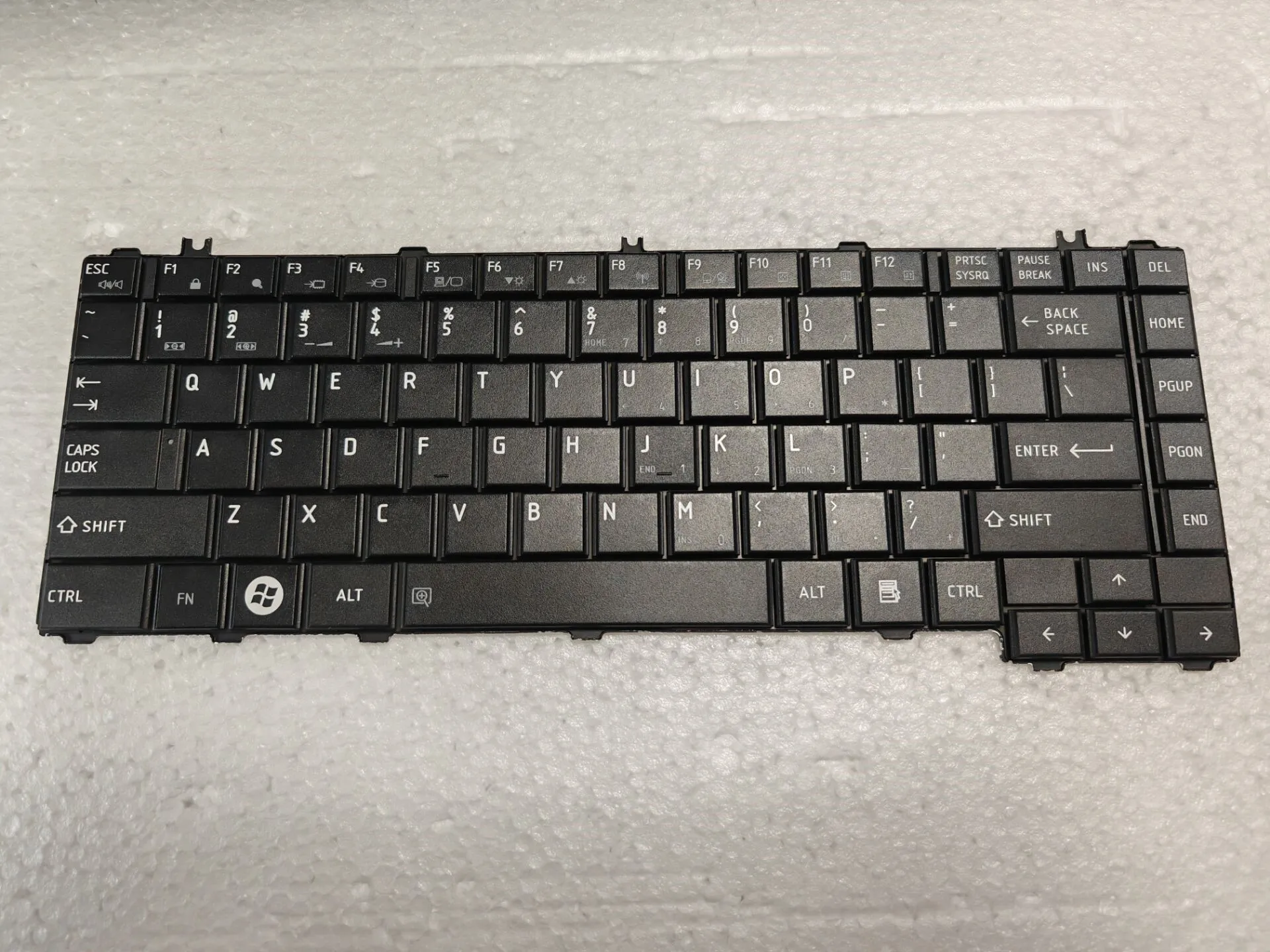 Клавиатура US для Toshiba Satellite C600 C645 L600 L600D L630 L635 L640 L645 L700 L730 L740 L745 L730 L735, Черная
Клавиатура US для Toshiba Satellite C600 C645 L600 L600D L630 L635 L640 L645 L700 L730 L740 L745 L730 L735, Черная