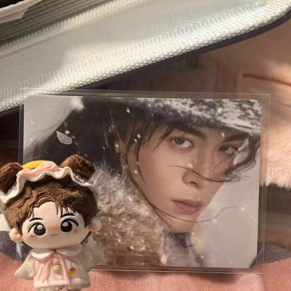 Zeng Shunxi 10cm cotton doll, celebrity fan merchandise, accessory, birthday gift
Zeng Shunxi 10cm cotton doll, celebrity fan merchandise, accessory, birthday gift