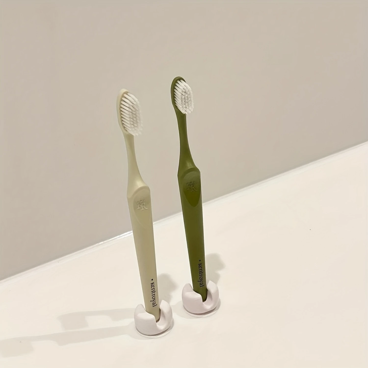 2pcs, Plastic Toothbrush Holder, Toothbrush Hook With Suction Cup, Toothbrush Holder, Bathroom Wall-mounted Perforation-free De
2pcs, Plastic Toothbrush Holder, Toothbrush Hook With Suction Cup, Toothbrush Holder, Bathroom Wall-mounted Perforation-free De
