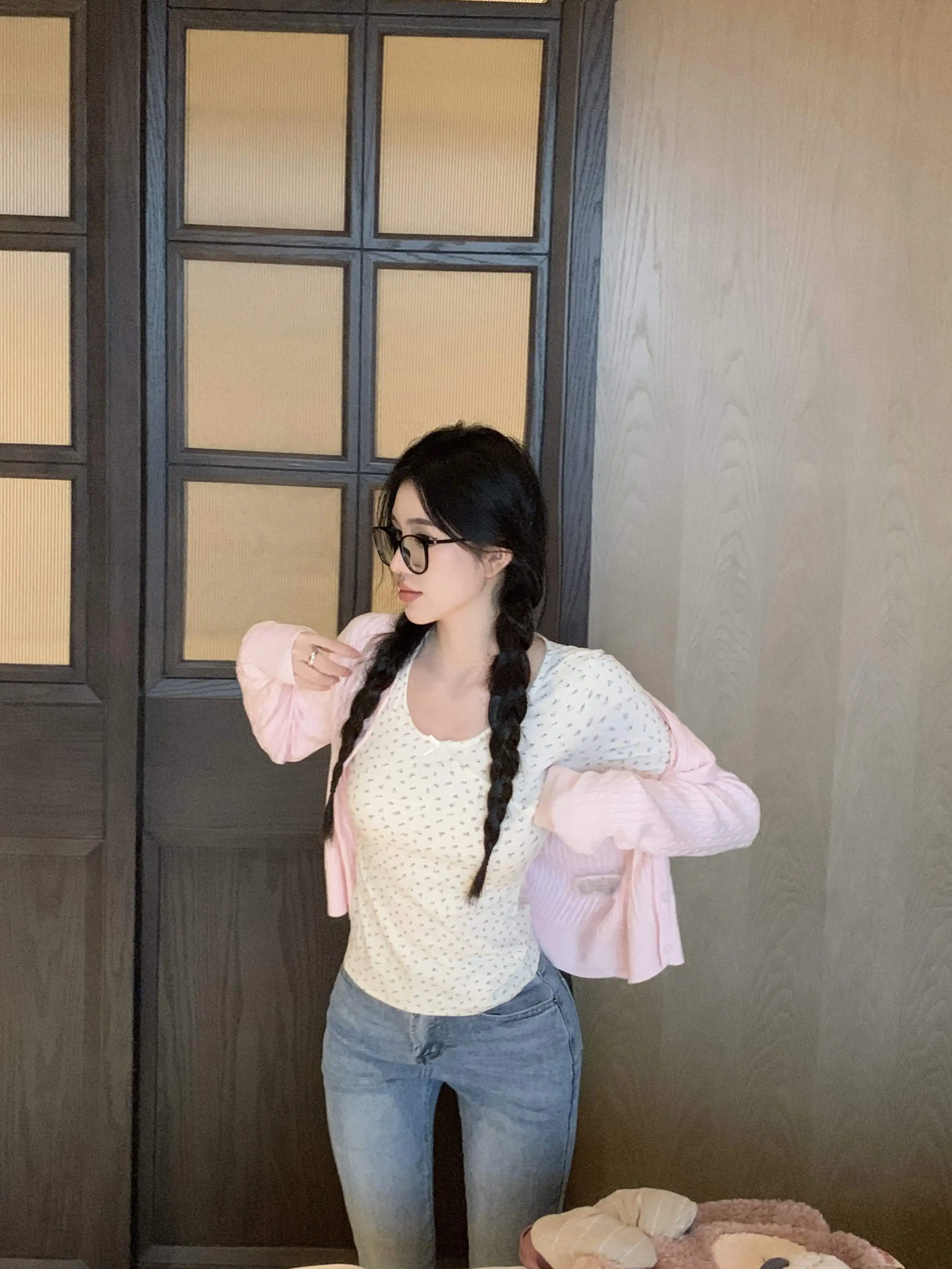 Футболка с длинными рукавами, качественная женская осенняя обычная лоскутная футболка для подростков, чистая универсальная уличная одежда, потертая, разноцветная, дышащая
Футболка с длинными рукавами, качественная женская осенняя обычная лоскутная футболка для подростков, чистая универсальная уличная одежда, потертая, разноцветная, дышащая