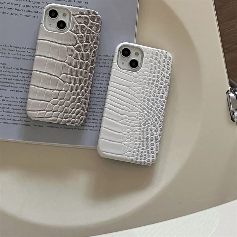 INSSolid color crocodile pattern phone case compatible with Apple15/14PROSimple NicheiPhone13/16Protective Sleeve
INSSolid color crocodile pattern phone case compatible with Apple15/14PROSimple NicheiPhone13/16Protective Sleeve