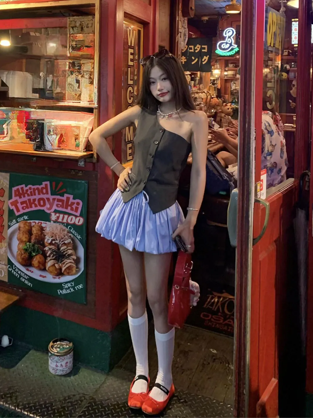 Fashionable Tailored Shoulder Vest Top Women's Summer New Design Short Skirt High Waist Set Commute Style Pure Color Adult
Fashionable Tailored Shoulder Vest Top Women's Summer New Design Short Skirt High Waist Set Commute Style Pure Color Adult