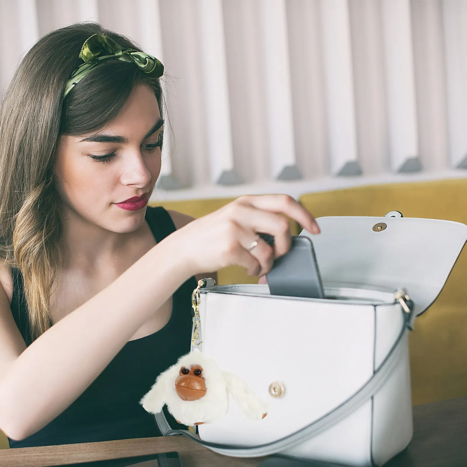 Gorilla Keychain Stuffed Animal Pendant Compact Lightweight Design Beautiful Color Decorative Bag Backpack Car Key Ring Cute
Gorilla Keychain Stuffed Animal Pendant Compact Lightweight Design Beautiful Color Decorative Bag Backpack Car Key Ring Cute