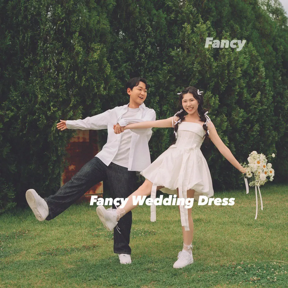 Fancy Cute Strapless Mini Short Wedding Dress Korea Photo Shoot A Line Taffeta Evening Dress Mini Short Back Corset Customized
Fancy Cute Strapless Mini Short Wedding Dress Korea Photo Shoot A Line Taffeta Evening Dress Mini Short Back Corset Customized